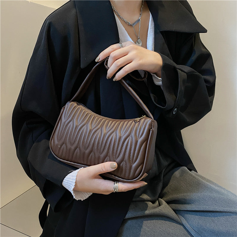 Mia - Schultertasche Braun